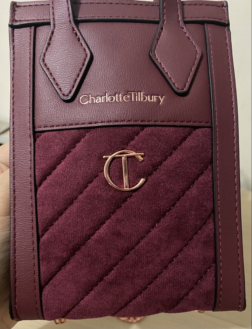 Charlotte Tilbury Cellphone Chain Sling Bag (Category: Cross-body Bags) located in Cavite. Submitted by chubbsavenue (Listing ID 1442061012, Image 3). Description: This is a GWP (Gift with Purchase) from the actual store. Guaranteed Authentic!.