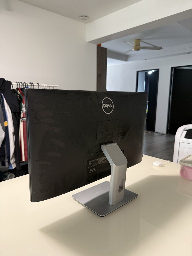 Dell Flat Panel Monitor473823369652480002
