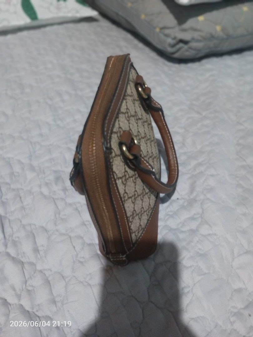 Gucci (Category: Luxury Bags & Wallets) located in San Fernando. Submitted by belladeguzman (Listing ID 1442041300, Image 2). Description: Gucci alma small size but spaceous lightly personal used from korea package 1200pesos only.