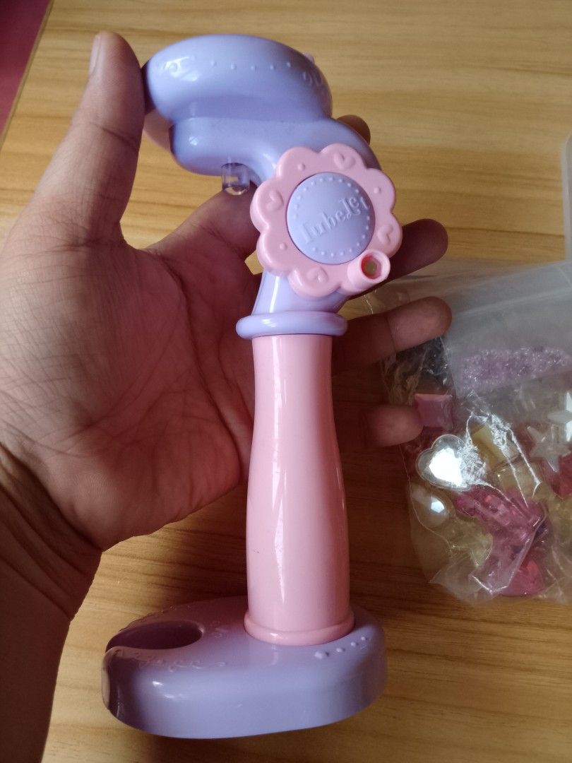 Diy craft beads set (Category: Craft Supplies & Tools) located in Davao. Submitted by Ysang40 (Listing ID 1441993172, Image 3). Description: take all set.