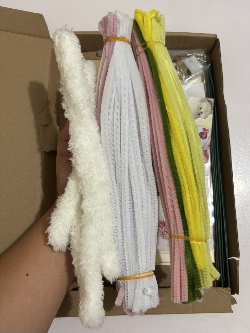 DIY Flower Bouquet Craft Kit (Category: Flowers & Bouquets) located in Cavite. Submitted by nanangonlineshop (Listing ID 1442117218, Image 2). Description: 📌 DIY Flower Bouquet Craft Kit 🏷️ P100 ✅ with FREE ITEM ❌ NO COD ✅ AS IS, WHERE IS ✅ FIRST PAY BASIS ✅ MINE NOW, PAY NOW 📍 Location: Cavite 👉 WE SHIP NATIONWIDE (LUZON, VISAYAS & MINDANAO) ✅ MOP: Bank Transfer (BPI) & GCash ✅ Shipping Courier: J&T Express Philippines & Lalamove.