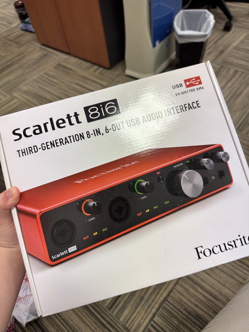 Focusrite Scarlett 8i6 Audio Interface473927653146634240