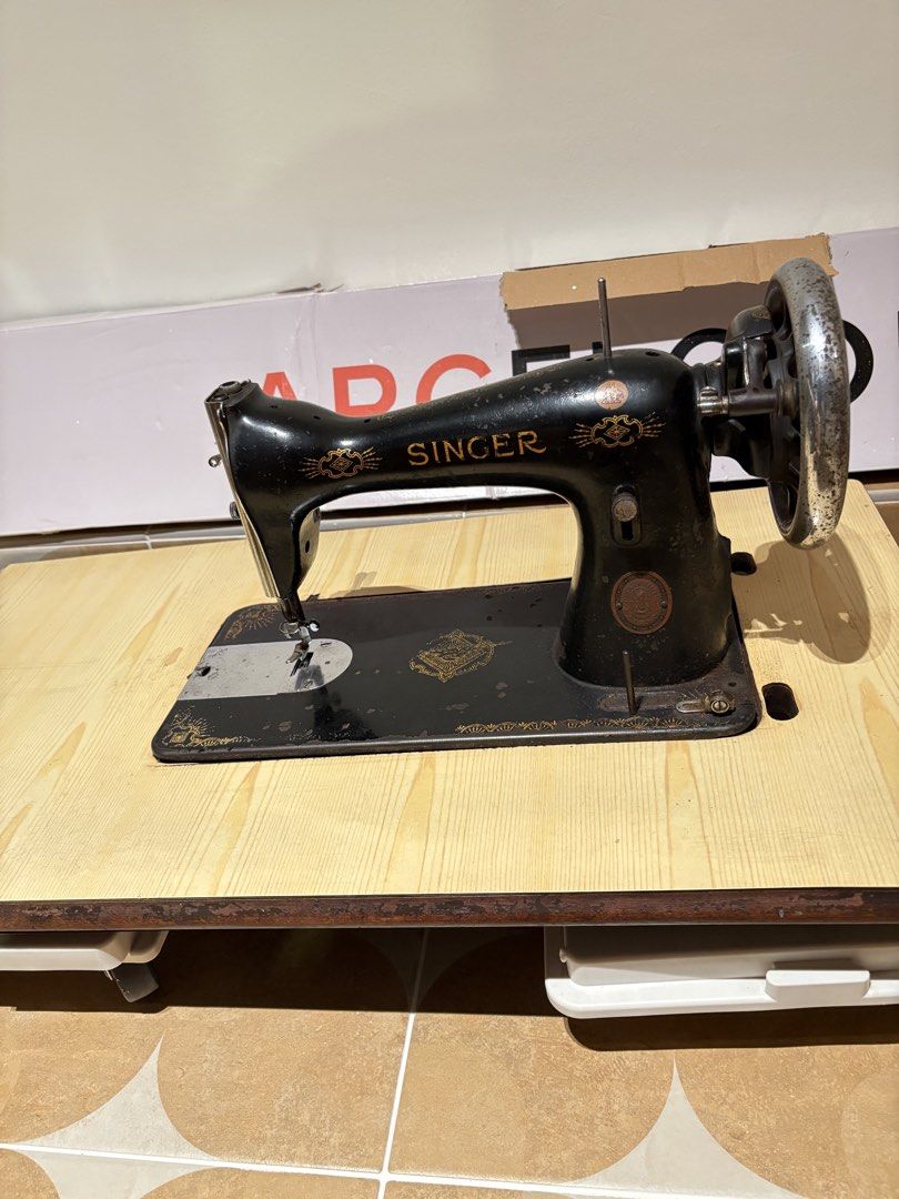 Free Vintage Singer Sewing Machine