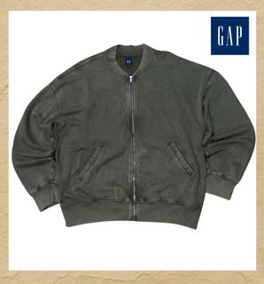 (Category: ) located in . Submitted by sonxthrift (Listing ID 1442035287, Image 1). Description: .