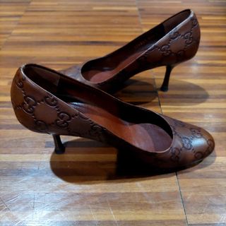 (Category: ) located in . Submitted by authenticluxejapan888 (Listing ID 1442102325, Image 1). Description: .