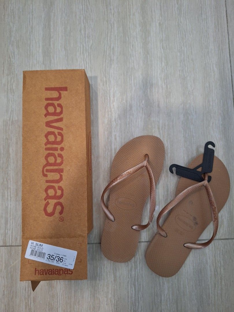 Havaianas Rose Gold Flip Flops Size 35/36 Slim (Category: Flipflops and Slides) located in Singapore. Submitted by step_tay (Listing ID 1441991538, Image 1). Description: - Havaianas flip flops - Lovely rose gold - Size 35/36 - Brand new. Comes with original box and tags - Ideal for beach or casual wear - Easy slip-on style - Slight stain on the right foot.