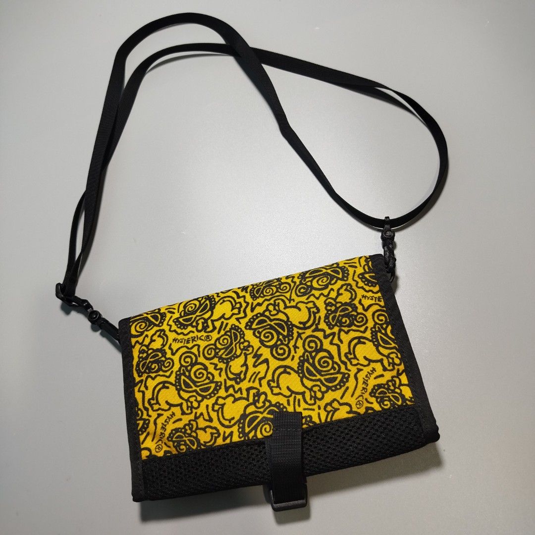 HYSTERIC GLAMOUR SLING/WALLET POUCH (Category: Luxury Bags & Wallets) located in Manila. Submitted by mnlhappybattle (Listing ID 1442024794, Image 2). Description: HYSTERIC GLAMOUR CORDURA SLING/WALLET POUCH Good Condition.