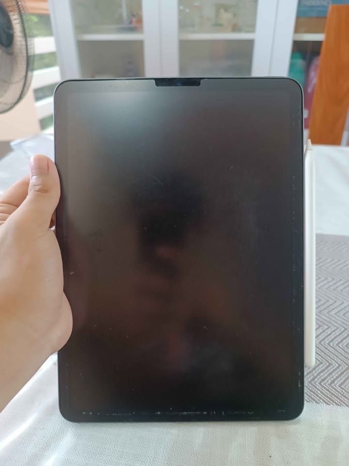 Ipad Air 4 with 2nd Gem Pencil (Category: iPad) located in Real. Submitted by radcastro19 (Listing ID 1442041082, Image 2). Description: Selling my personally used, well-maintained Ipad Air 4. Kept in a shockproof case with a screen protector since day one. Price: ₱13,000 • Body: Great Condition. Has minit cosmetic marks from the case (no dents or scratches). • Battery: Okay condition but replacement recommended. Price is already adjusted for thi