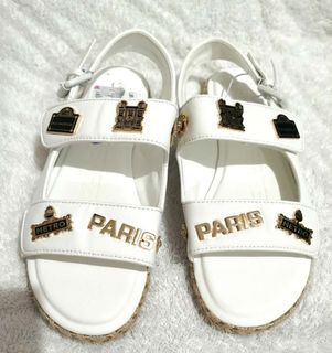(Category: ) located in . Submitted by vanitystorehouse (Listing ID 1442105588, Image 1). Description: .