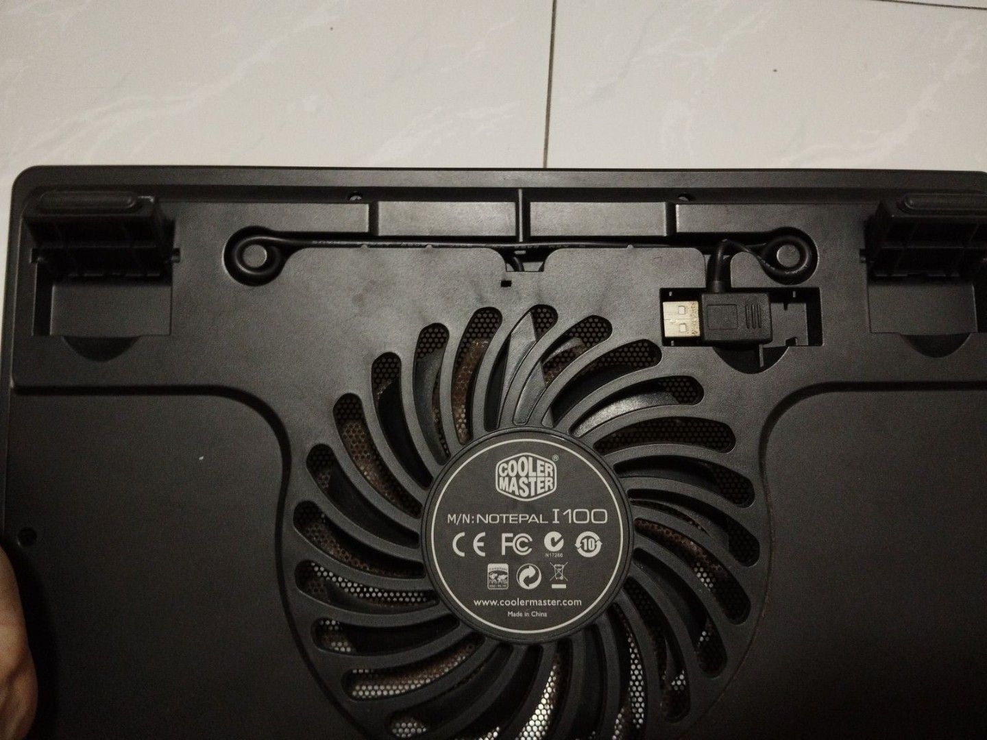 Laptop stand and fan cooler474062824796344322