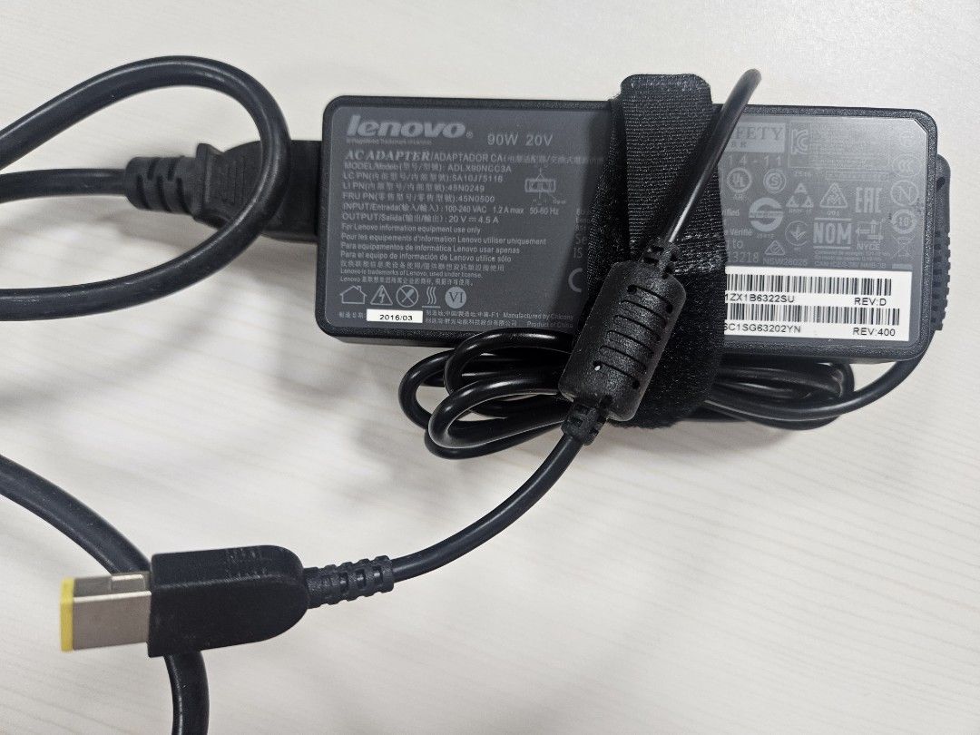 Lenovo 90W AC Adapter Charger