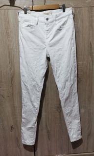 (Category: ) located in . Submitted by thriftersthrift (Listing ID 1442065318, Image 1). Description: .