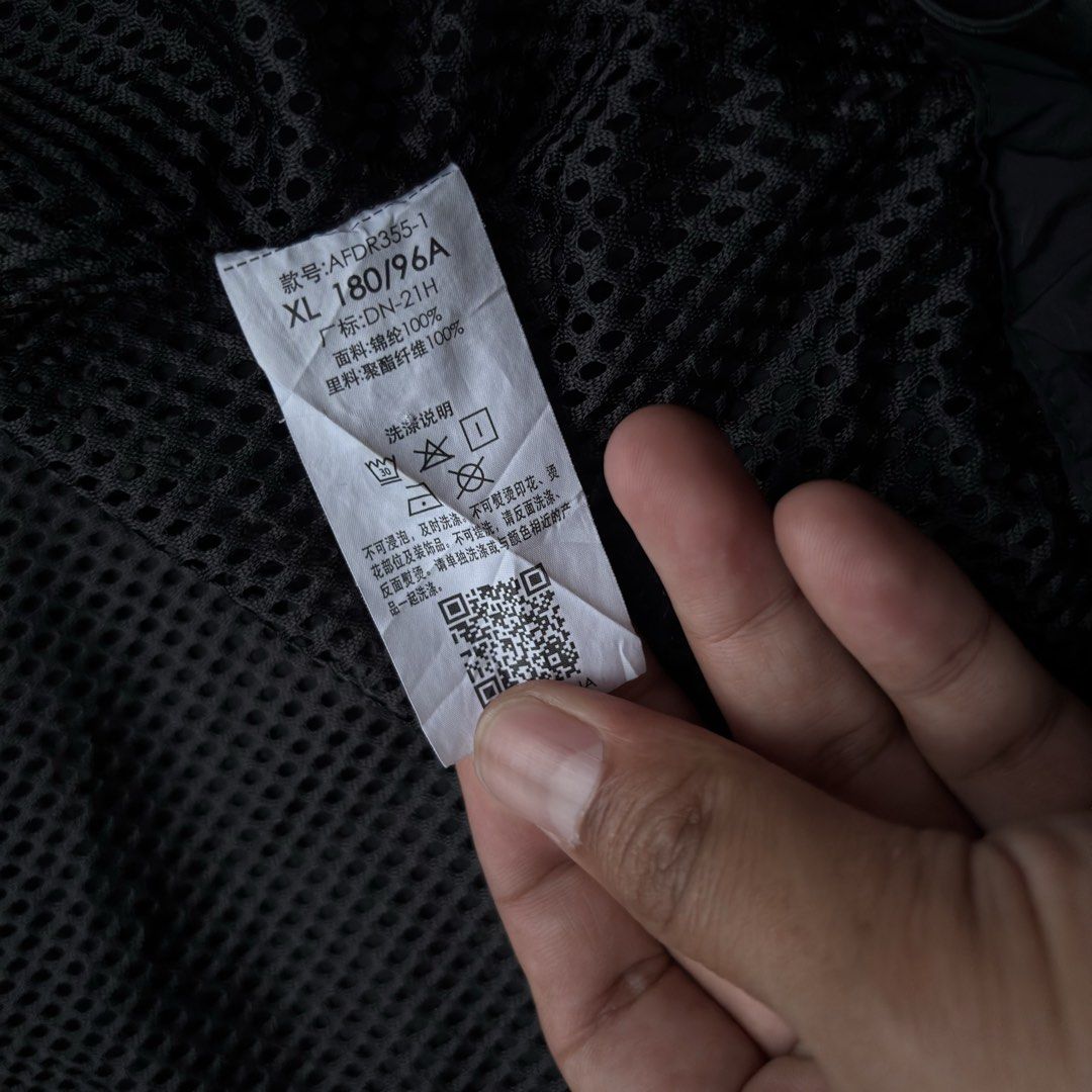 Li-Ning Black & Grey Windbreaker Jacket XL (Category: Coats, Jackets and Outerwear) located in Dasmarinas. Submitted by arthrthriftcop. (Listing ID 1442148066, Image 3). Description: - Brand: Li-Ning - Type: Windbreaker Jacket - Color: Black & Grey - Size: fit Large to XL - Features: Hood, Zip-up front, Reflective stripes on sleeves & shoulders - Condition: Some marks on the front (please check photos) - Ideal for: Outdoor activities issue check 