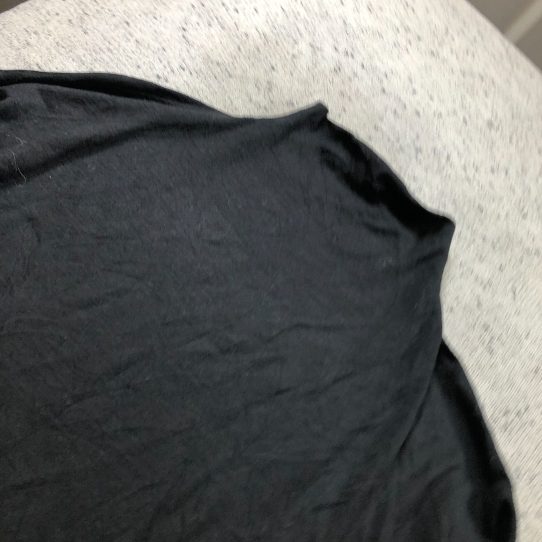 Lululemon Principal Dancer Funnel Neck Sweater Black (Category: Activewear) located in Santa Rosa. Submitted by sergids (Listing ID 1442011136, Image 3). Description: Lululemon Principal Dancer Funnel Neck Sweater Black Great condition. Check fitting tops to ensure this fits you. Dimensions below are exact measurements, see pics as well for comparison. 9/10 Condition and Colorway Dimensions: Check pic slide for actual size and dimensions. J&T or 