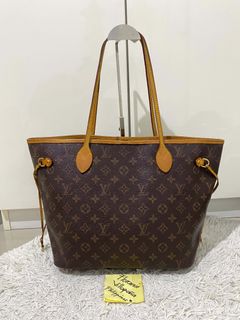 (Category: ) located in . Submitted by luxbagelyas (Listing ID 1442027864, Image 1). Description: .