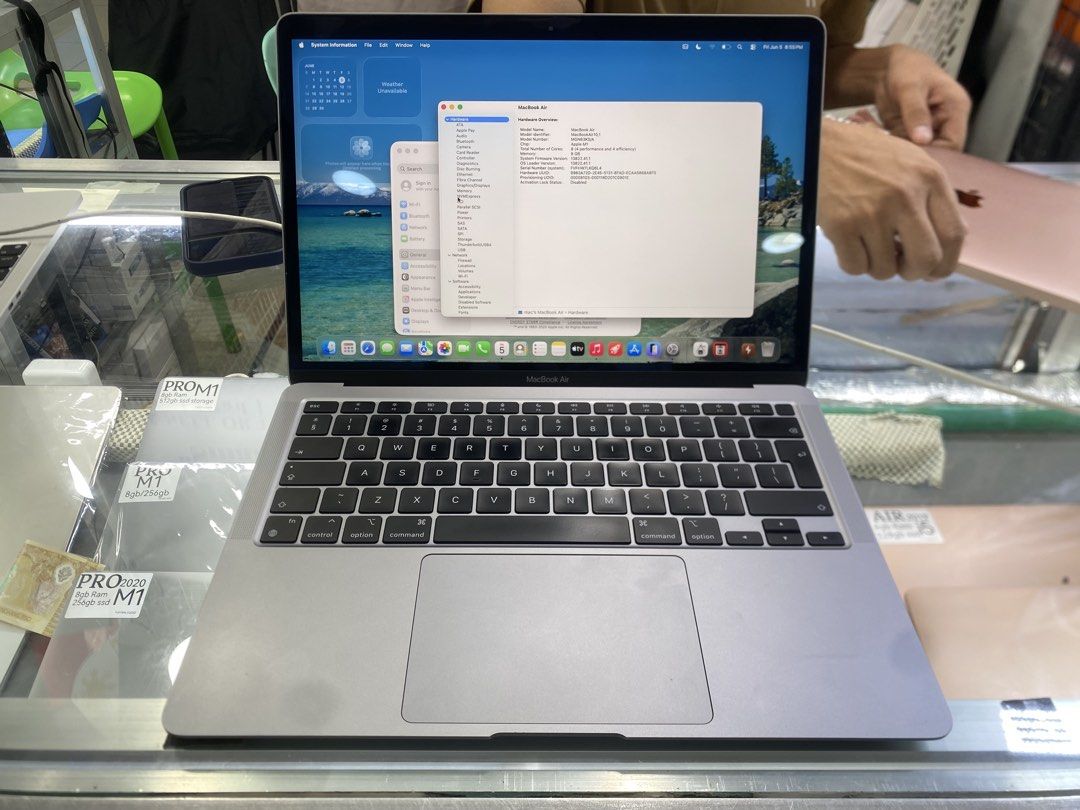 MACBOOK AIR M1 2020 8/256GB (Category: Laptops & Notebooks) located in Manila. Submitted by westclutchtradinggadgetinco. (Listing ID 1442124756, Image 2). Description: OPEN FOR INSTALLMENT PM FOR INQUIRIES SALE OR SWAP ! MABILIS KAUSAP ! LEGIT SELLER ! W/ WARRANTY 💯💯💯 •MACBOOK AIR M1 2020 •8 GB MEMORY 256 GB STORAGE (Other storage is also available) •Apple M1 •macOS Tahoe Version 26.1 •13.3 -inch Built-in Retina Display •84%BH 298CC •Normal Co