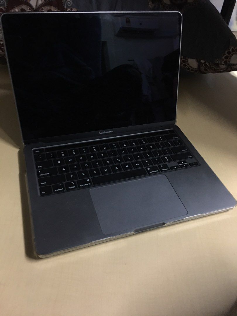 MacBook Pro 13inch 2020474175497034147848