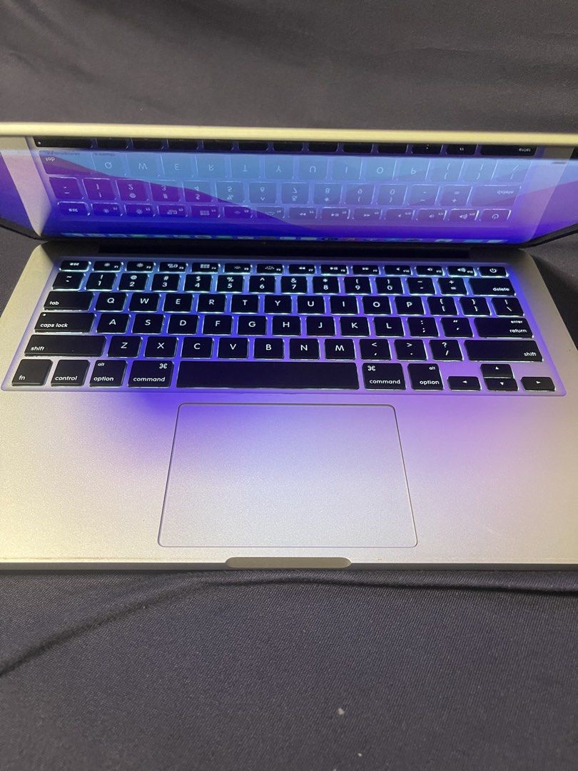 macbook pro i5 2015 (Category: Laptops & Notebooks) located in Manila. Submitted by hometechieonlineshop (Listing ID 1442153818, Image 2). Description: macbook pro 2015 8gb ram 128gb ssd microsoft office with charger.