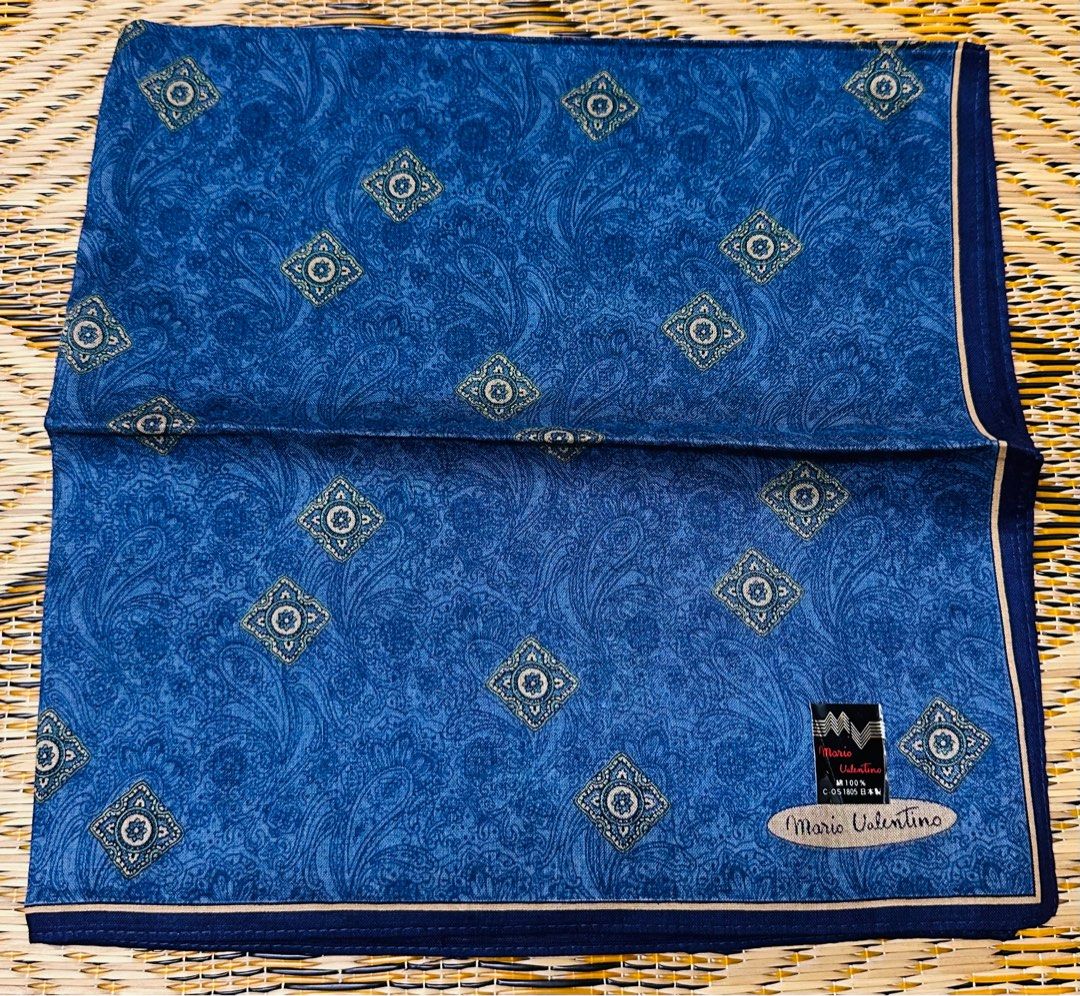 Mario Valentino Handkerchief (Category: Handkerchief & Pocket Squares) located in Manila. Submitted by rarefindsgallery (Listing ID 1442089267, Image 1). Description: Mario Valentino Men’s Handkerchief Size: 18.5 x 19 inches 💯cotton .