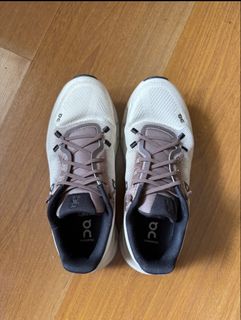 (Category: ) located in . Submitted by jingjing93 (Listing ID 1442038667, Image 1). Description: .