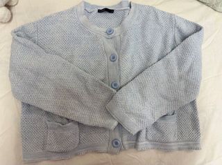 (Category: ) located in . Submitted by hyucknini (Listing ID 1442072273, Image 1). Description: .