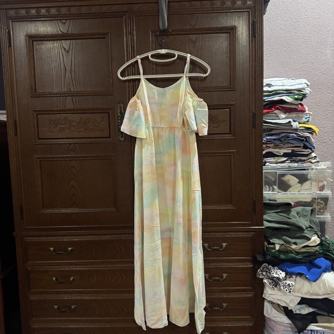 Perfect Tie-Dye Cold Shoulder Maxi Dress (Category: Dresses) located in Quezon City. Submitted by kb0030 (Listing ID 1442130443, Image 2). Description: - Adorable pastel tie-dye maxi dress - Trendy cold shoulder sleeves - Adjustable spaghetti straps for a perfect fit - Comfortable elasticated waist - Ideal for summer casual wear, beach days, and outings.