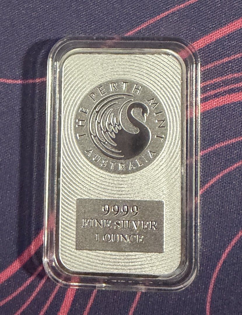 Perth Mint 1 oz 9999 Fine Silver Kangaroo Bar (Category: Currency) located in Singapore. Submitted by freddyng1991 (Listing ID 1442056271, Image 2). Description: 1 oz Perth Mint Australia .9999 Fine Silver Bar. 10 pcs * Mint: Perth Mint Australia * Weight: 1 Troy Ounce * Purity: .9999 Fine Silver * Design: Swan Logo * Condition: As shown in photos * Great for silver stacking, investing, or collecting The Perth Mint is one of the world’s most reco