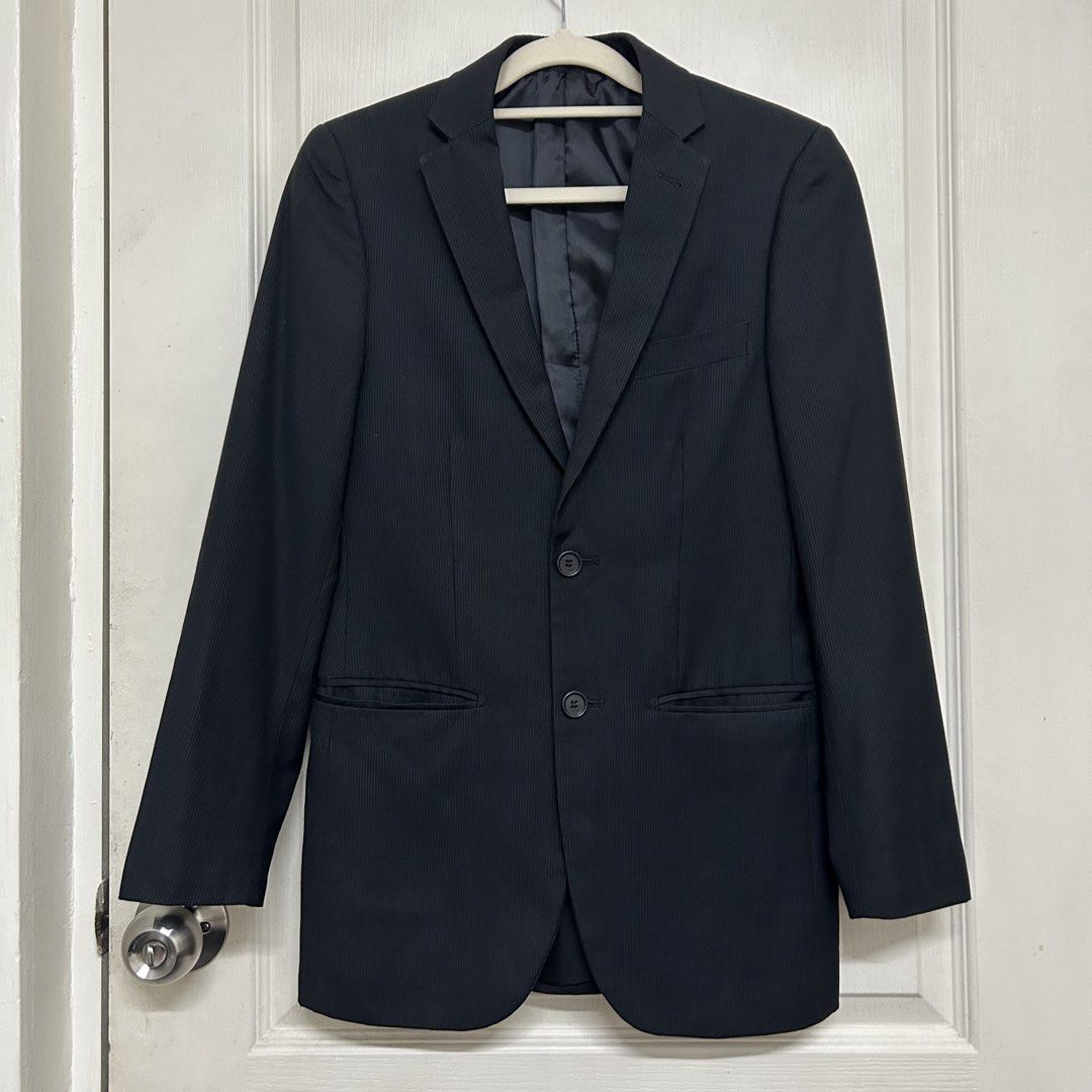 Preloved | Wharton Black Pinstripes Coat (Category: Coats, Jackets and Outerwear) located in Caloocan City. Submitted by trisdeclutters (Listing ID 1442086823, Image 2). Description: LAST PRICE ALREADY Size 42 on tag Slimfit Width: 16.5" Length: 28" Sleeve length: 23" With inner lining ‼️no reservations, exchange, cancellation, return, refund‼️.