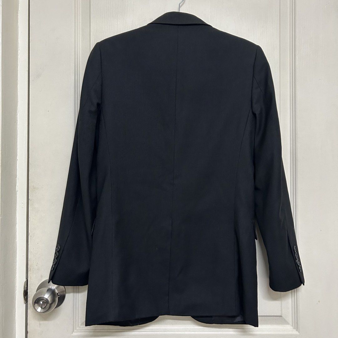 Preloved | Wharton Black Pinstripes Coat (Category: Coats, Jackets and Outerwear) located in Caloocan City. Submitted by trisdeclutters (Listing ID 1442086823, Image 3). Description: LAST PRICE ALREADY Size 42 on tag Slimfit Width: 16.5" Length: 28" Sleeve length: 23" With inner lining ‼️no reservations, exchange, cancellation, return, refund‼️.