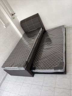 (Category: ) located in . Submitted by panda_furnitur3 (Listing ID 1442134845, Image 1). Description: .