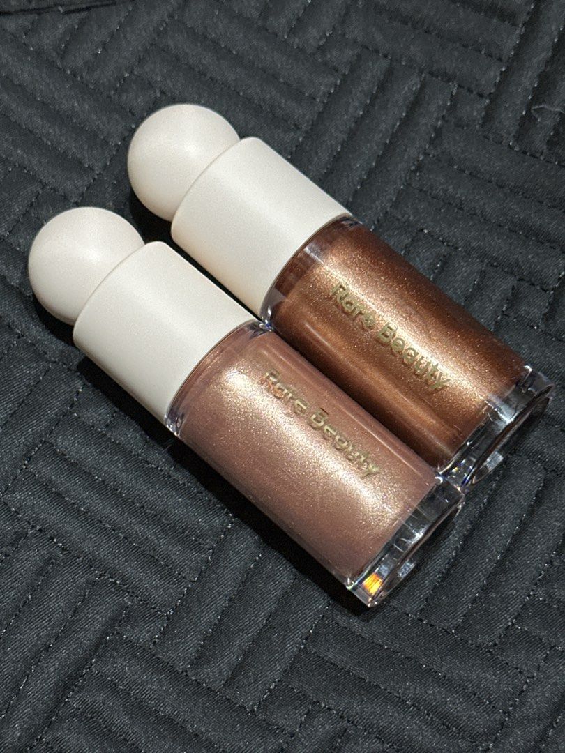 Rare Beauty Liquid Luminizer Duo - Transcend & Reflect (Category: Makeup) located in San Fernando. Submitted by baratileahko (Listing ID 1442011683, Image 1). Description: Rare Beauty Liquid Luminizers (Transcend & Reflect) - set of 2. Adds a beautiful glow. 15ml each. Made in Italy..