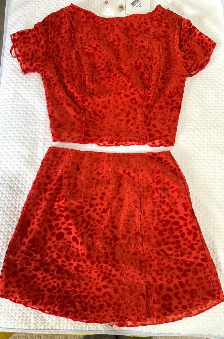 Red Coordinates - Size: XS to S (Category: Sets or Coordinates) located in Caloocan City. Submitted by ruffa_assorted_item (Listing ID 1442040996, Image 1). Description: .