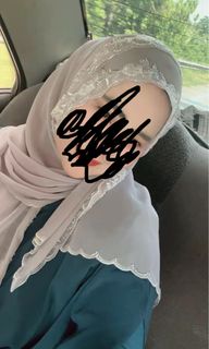 (Category: ) located in . Submitted by shopwithliyaa (Listing ID 1442102305, Image 1). Description: .