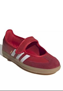 (Category: ) located in . Submitted by dr.sneakers (Listing ID 1442015624, Image 1). Description: .
