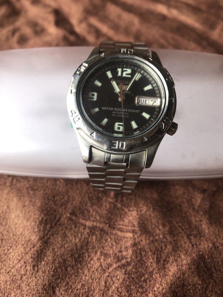 Seiko 7s36-00c0 Authomatic (Category: Men's Watches) located in Baguio. Submitted by agozun61 (Listing ID 1441993780, Image 1). Description: Authomatic original good running condition ..