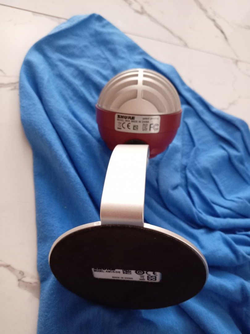 Shure MVG Microphone (Category: Microphones) located in Quezon City. Submitted by kiro.817 (Listing ID 1441988083, Image 2). Description: - Shure MVG Microphone - Stylish red and silver design - Includes a stable stand - Ideal for recording and streaming - Tested and confirmed working - Ready for its next owner!.