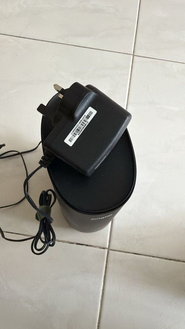 Singtel WiFi Router with Power Adapter473593055481047041