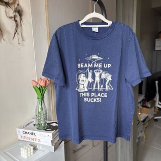 (Category: ) located in . Submitted by on-trendfinds (Listing ID 1441975738, Image 1). Description: .