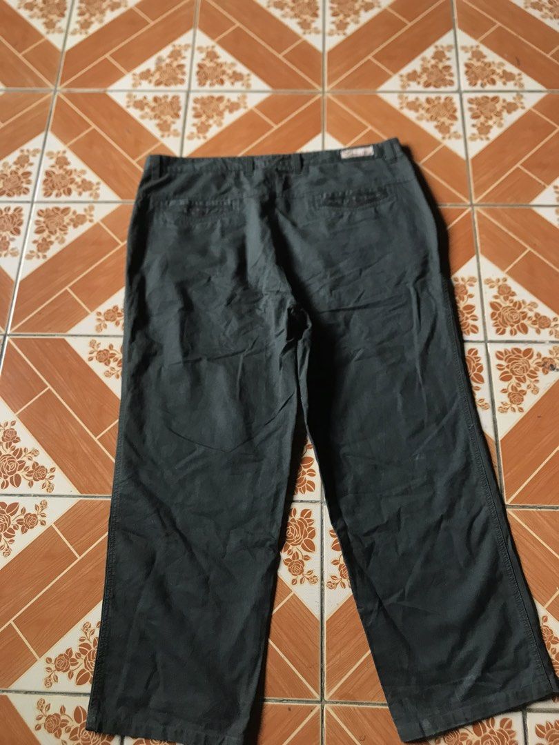 SUPER BAGGY TROUSER (Category: Trousers) located in Himamaylan. Submitted by ilovemyswag67 (Listing ID 1442045655, Image 3). Description: PLUS SIZE TROUSER GOOD FOR PEOPLE NA MALAKI YUNG MGA SIZE USED TWICE LANG FROM THRIFT OVERALL NO ISSUE NA W-63 L-105.