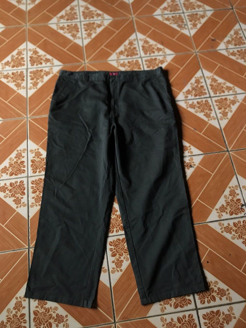 SUPER BAGGY TROUSER (Category: Trousers) located in Himamaylan. Submitted by ilovemyswag67 (Listing ID 1442045655, Image 1). Description: PLUS SIZE TROUSER GOOD FOR PEOPLE NA MALAKI YUNG MGA SIZE USED TWICE LANG FROM THRIFT OVERALL NO ISSUE NA W-63 L-105.