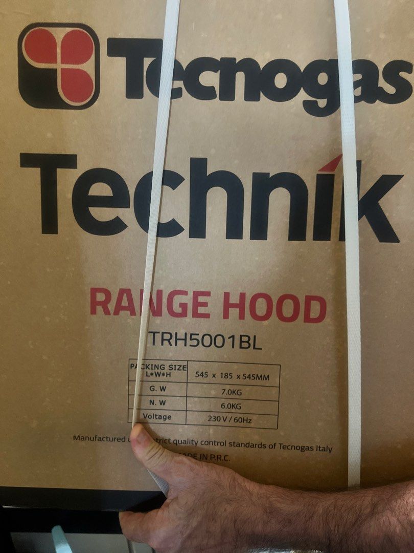 Tecnogas Cooking Range and Oven with gas Range Hood (Category: Cookware & Accessories) located in Manila. Submitted by jordanv0215 (Listing ID 1442013703, Image 2). Description: Upgrade your kitchen without paying brand-new prices! ✅ Tecnogas 50cm Cooking Range • 2 Electric Hotplates • 62L Electric Oven • Barely used and in excellent condition ✅ Tecnogas 50cm Range Hood • Still unopened in the box • Never installed 💰 Take BOTH for only ₱16,000! 