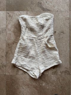 (Category: ) located in . Submitted by tidyup.lara (Listing ID 1442152741, Image 1). Description: .