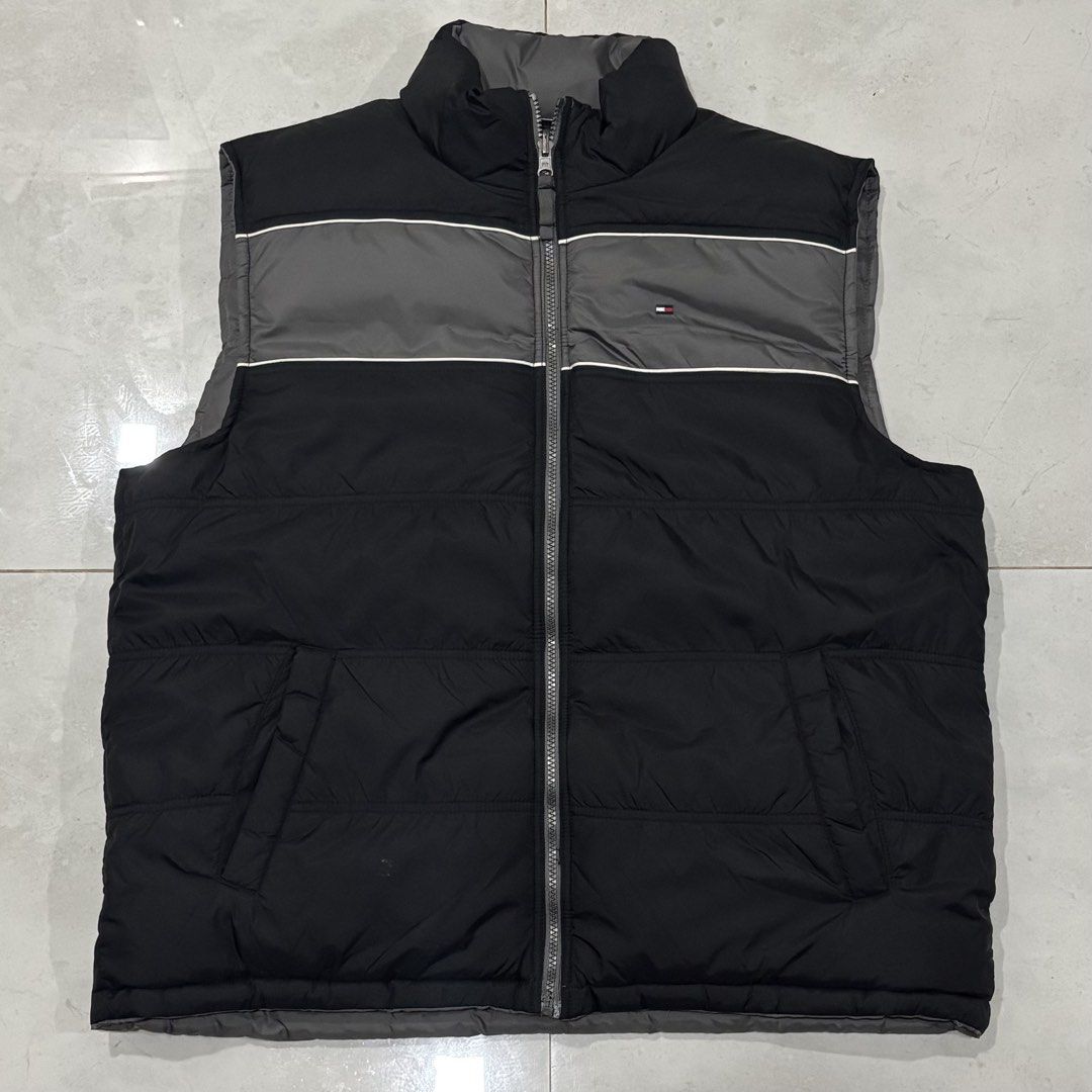 Tommy hilfiger reversible colorblock vest (Category: Vests) located in Cebu City. Submitted by florianmiral28 (Listing ID 1442111143, Image 1). Description: Tommy hilfiger reversible colorblock vest Excellent condition XL W 25.5 L 28.