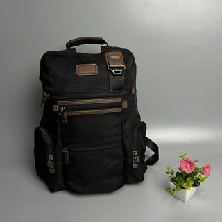 (Category: ) located in . Submitted by g___shop (Listing ID 1442076896, Image 1). Description: .