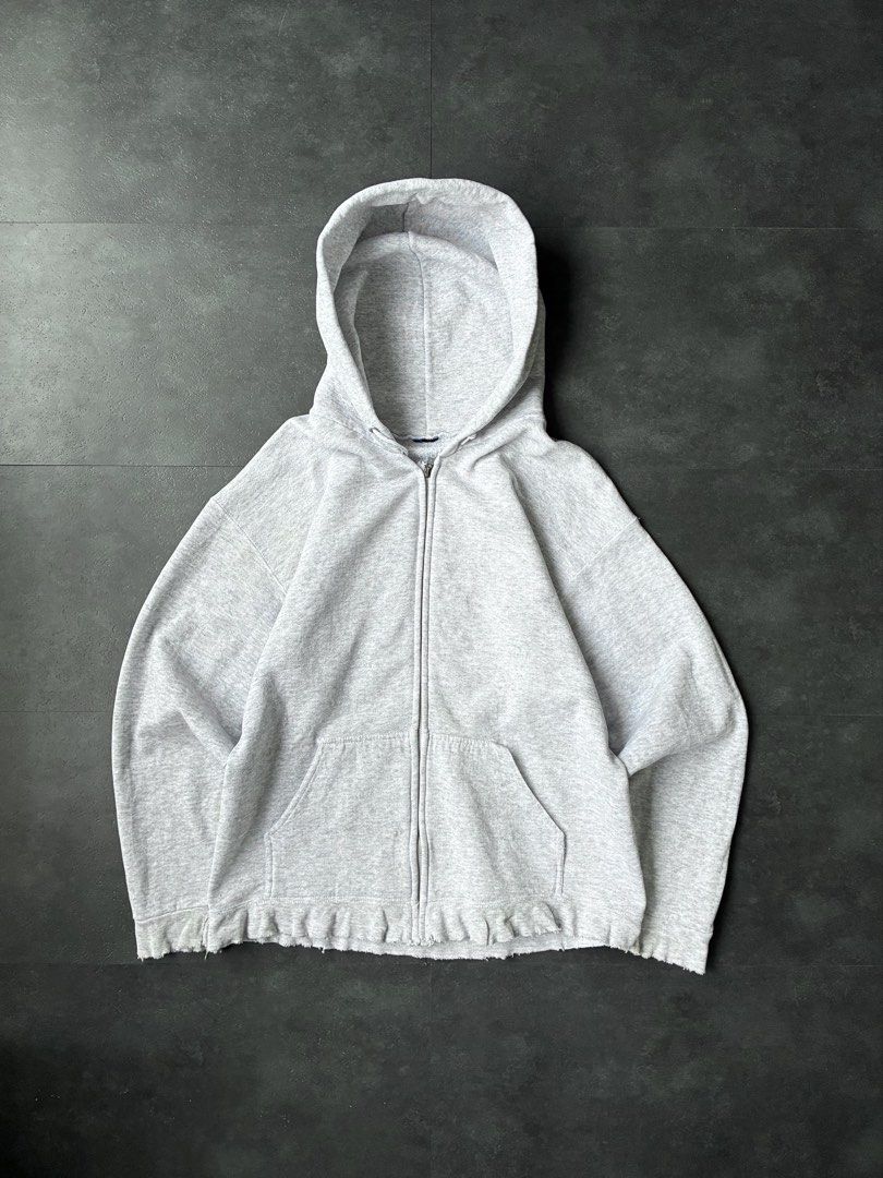 Vintage 90s Distressed Heather Gray Zip Hoodie (Category: Hoodies) located in Cabuyao City. Submitted by hesovint. (Listing ID 1442139097, Image 1). Description: Flaw: signs of use Fits: L width: 22 length: 29 sleeve (pit to cuff): 23 unit: inches +sf.