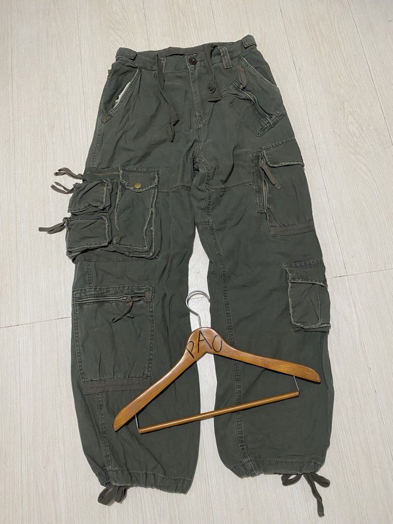 Vintage Cargo Creator utility tactical pants (Category: Jeans) located in Davao. Submitted by VapenDrip (Listing ID 1442073113, Image 1). Description: Vintage Cargo Creator multi pocket utility tactical pants Waist 28-29 Length 41 Thigh 12 Hem 10 (adjustable) In good condition 850+sf.