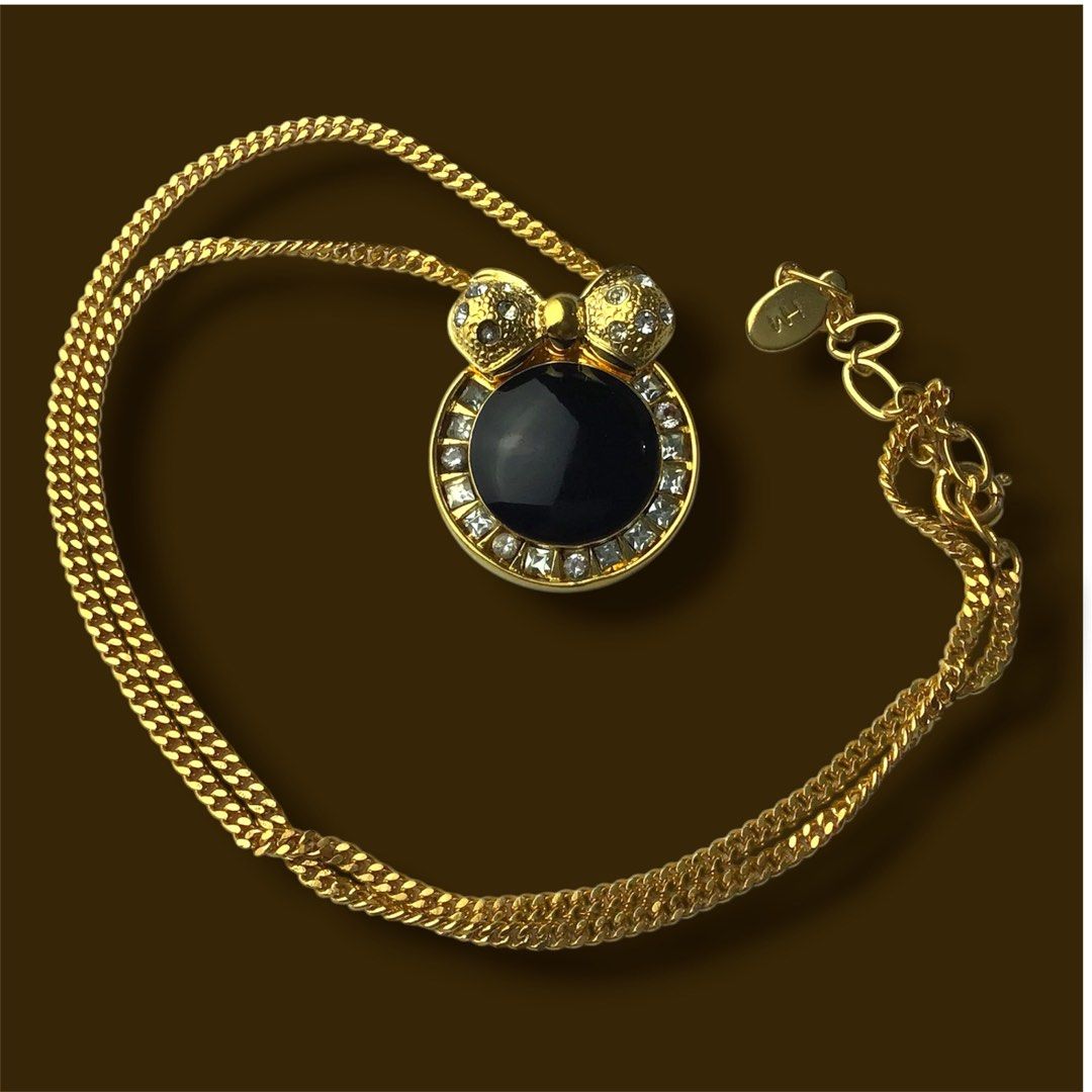 Vintage Hanae Mori Necklace (Category: Necklaces) located in Paranaque City. Submitted by oncelovedpieces (Listing ID 1442098058, Image 1). Description: .