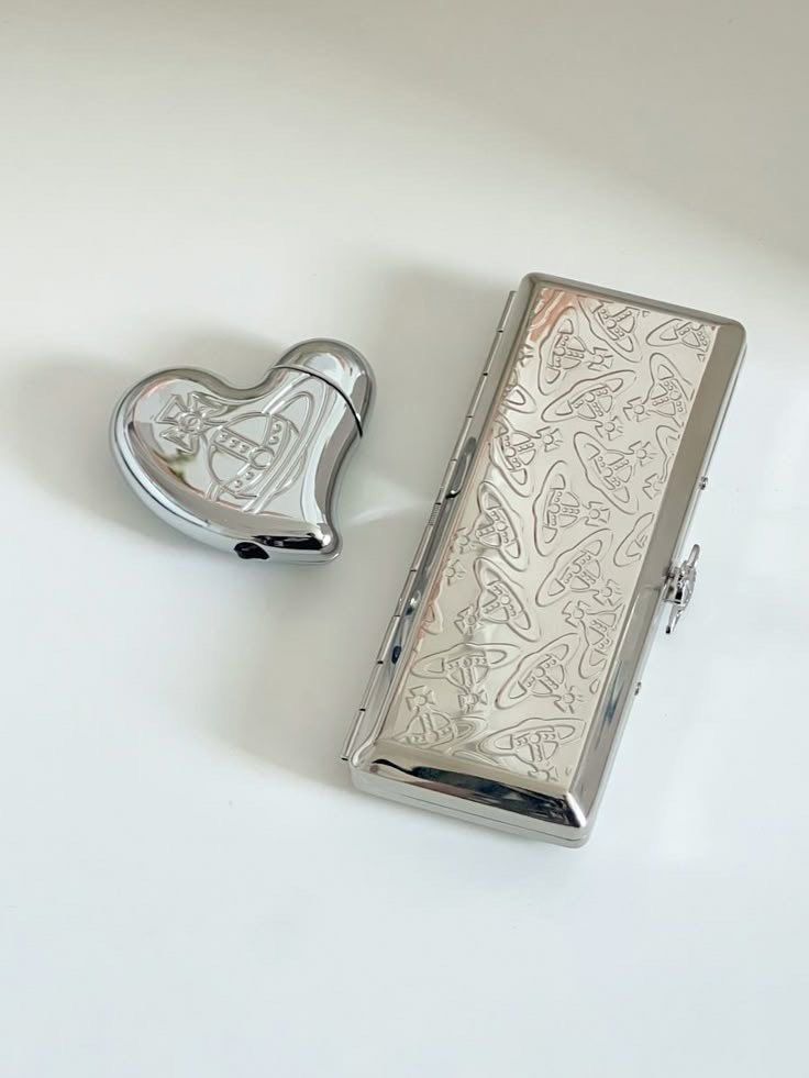 Vivienne Westwood Cigarette Case ✨ (Category: Luxury Accessories) located in Manila. Submitted by designerarchives.ph (Listing ID 1442151887, Image 3). Description: SALE | AUTHENTIC 🇯🇵 Also available: Lighter & Ashtray Dimensions: 10 x 4.5 x 1.5 🚬 Can hold 10 pieces of 🚬 with box & dustbag - 7 to 10 days ETA - 50% dp is required to order and ship in Ph - Buyer will shoulder local shipping - No return or exchange.