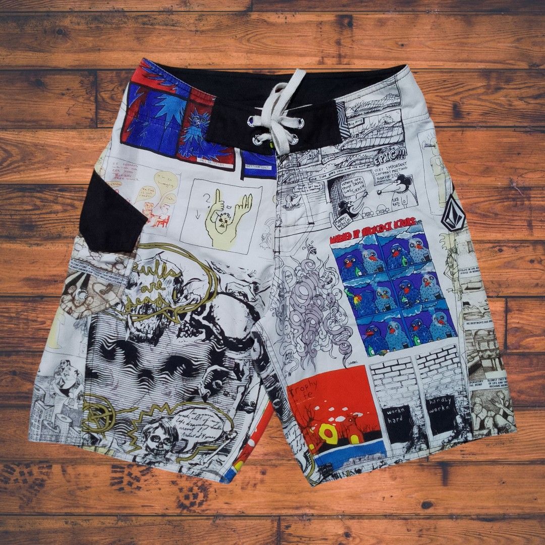 VOLCOM BEACH SHORT FULLY GRAPHICS DESIGN🩳🌊♟️🏄‍♀️ (Category: Activewear) located in Puerto Princesa. Submitted by ryanchristian25 (Listing ID 1442127240, Image 3). Description: .
