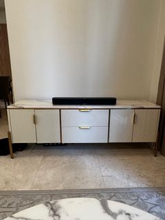 (Category: ) located in . Submitted by frenchlover (Listing ID 1442073024, Image 1). Description: .